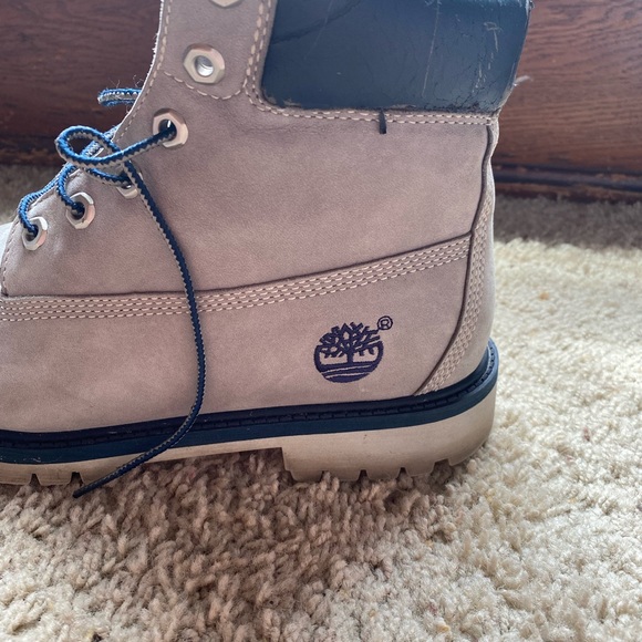 Timberland Grey and Navy Women’s Work Boots - Picture 4 of 9